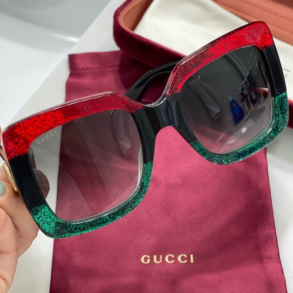 Gucci sunglasses main image 4